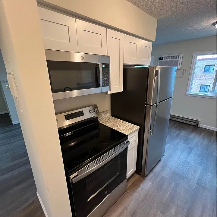 3816 Stinson Blvd NE #201