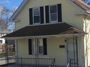 104 Budlong Ave, Warwick, RI 02888