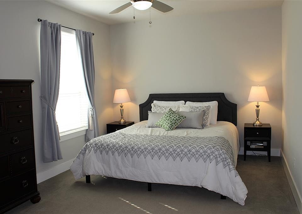 1st image of 1314 Palm Springs Ln