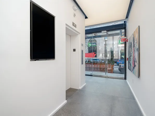 89 Hudson Street image 20 of 22