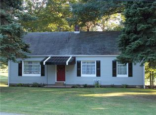 394 Iron Bridge Rd, Freeport, PA 16229