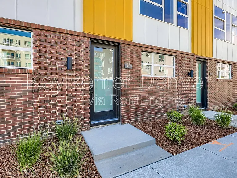 4100 E Warren Ave #5 — Photo 3
