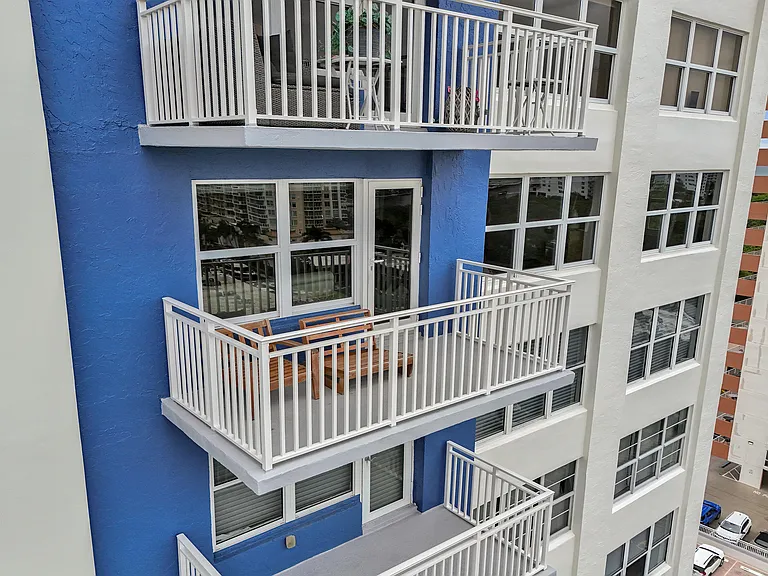 3000 E Sunrise Blvd #14F — Photo 9