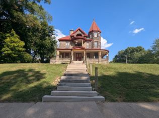 1635 20th St, Rock Island, IL 61201