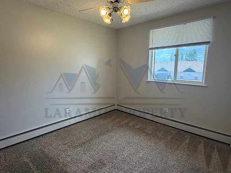 415 S 26th St #15 — Photo 10