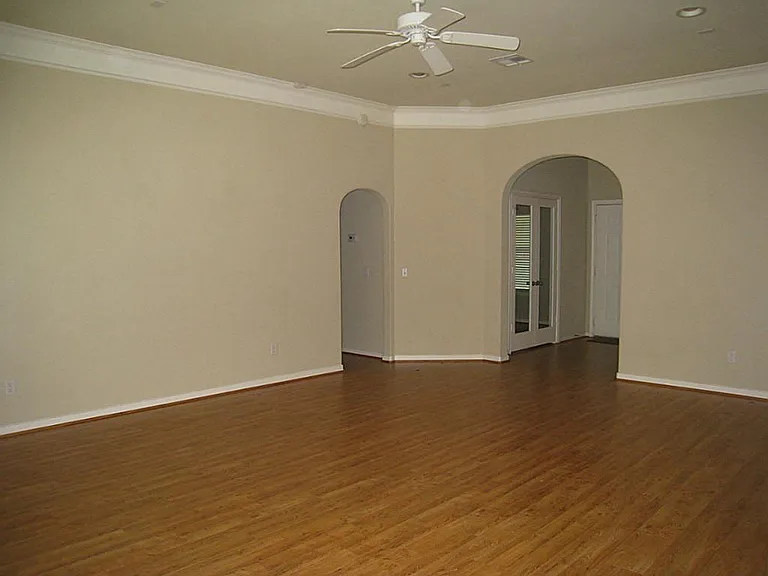 93 Paradise Valley Dr — Photo 3