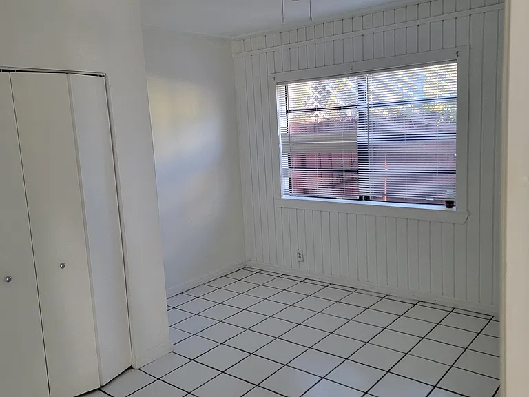 1927 Lincoln St #7 — Photo 11