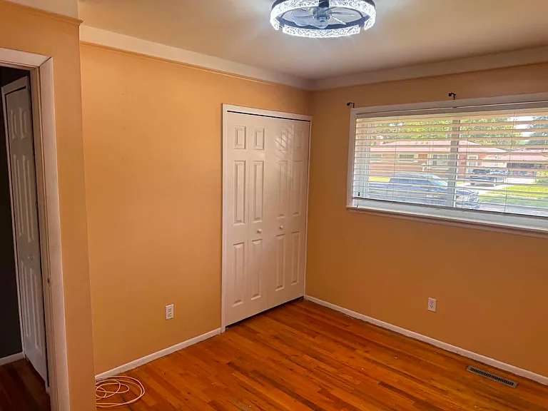 32345 Hawthorne Dr — Photo 14