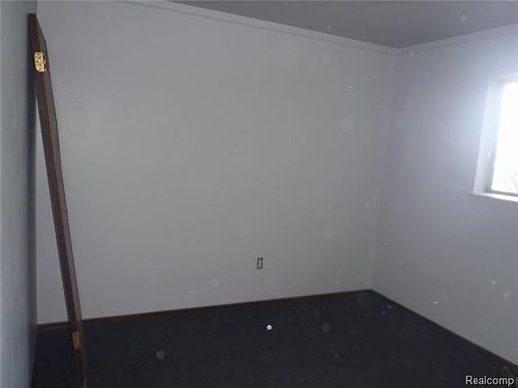 4th image of 11219 Suffolk Dr