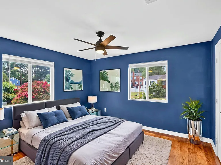 2218 Farrington Ave — Photo 18