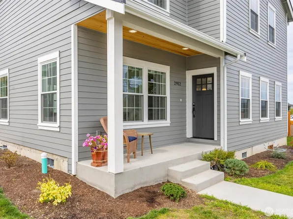 2912 K Avenue, Anacortes, WA 98221