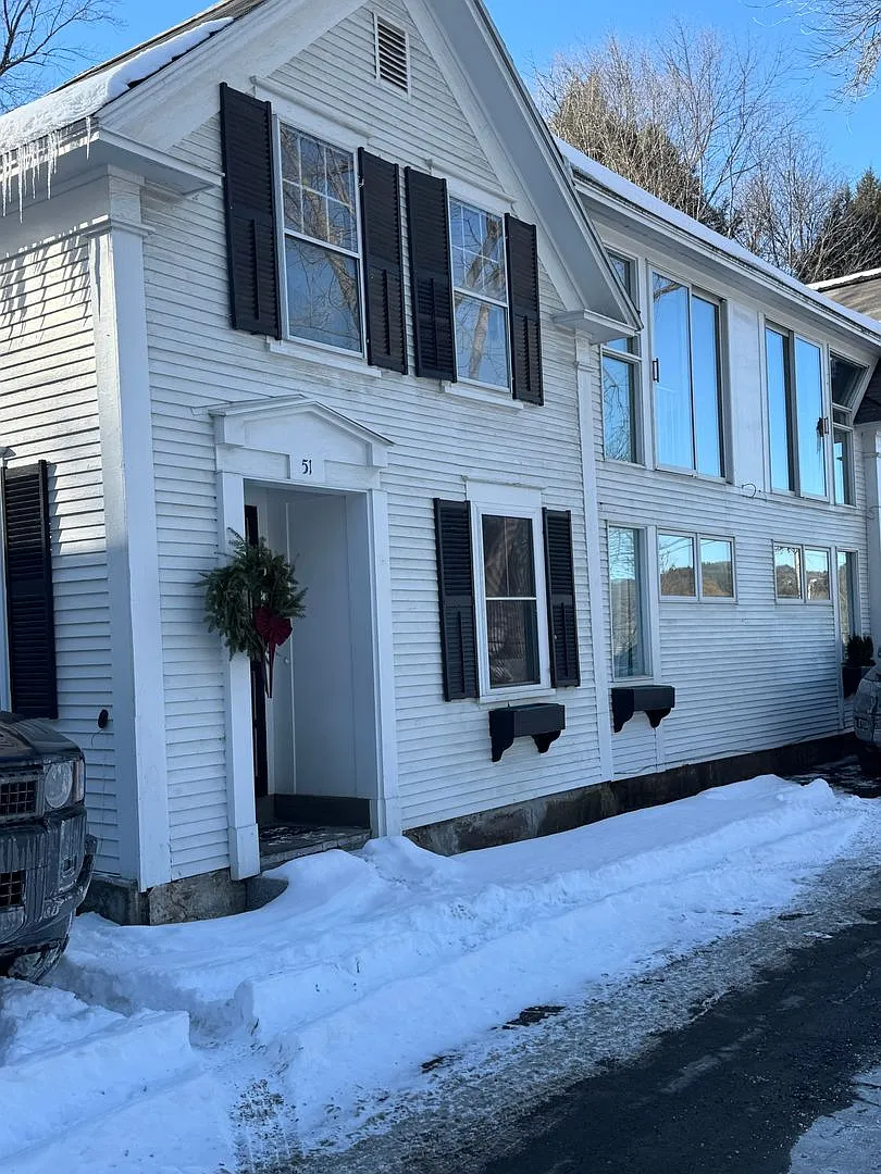 2 Bedroom in Woodstock — Photo 1