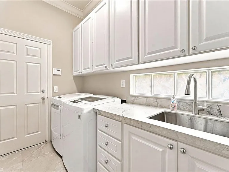 8543 Alessandria Ct — Photo 19