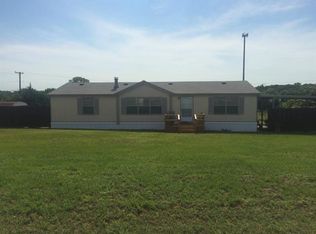 20 Sunny Ln, Burleson, TX 76028