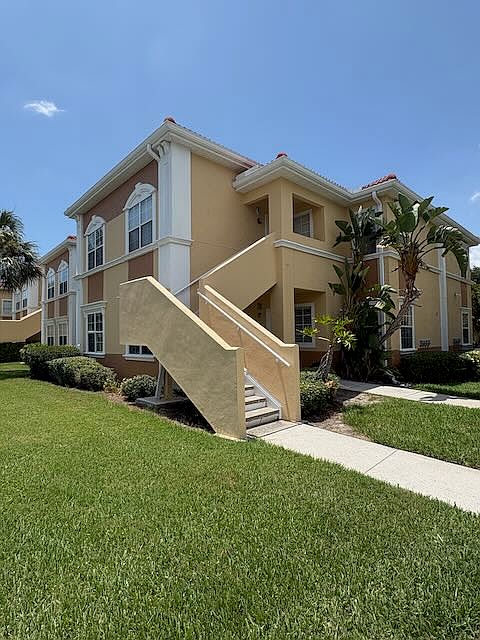 1st image of 1135 Villagio Cir
