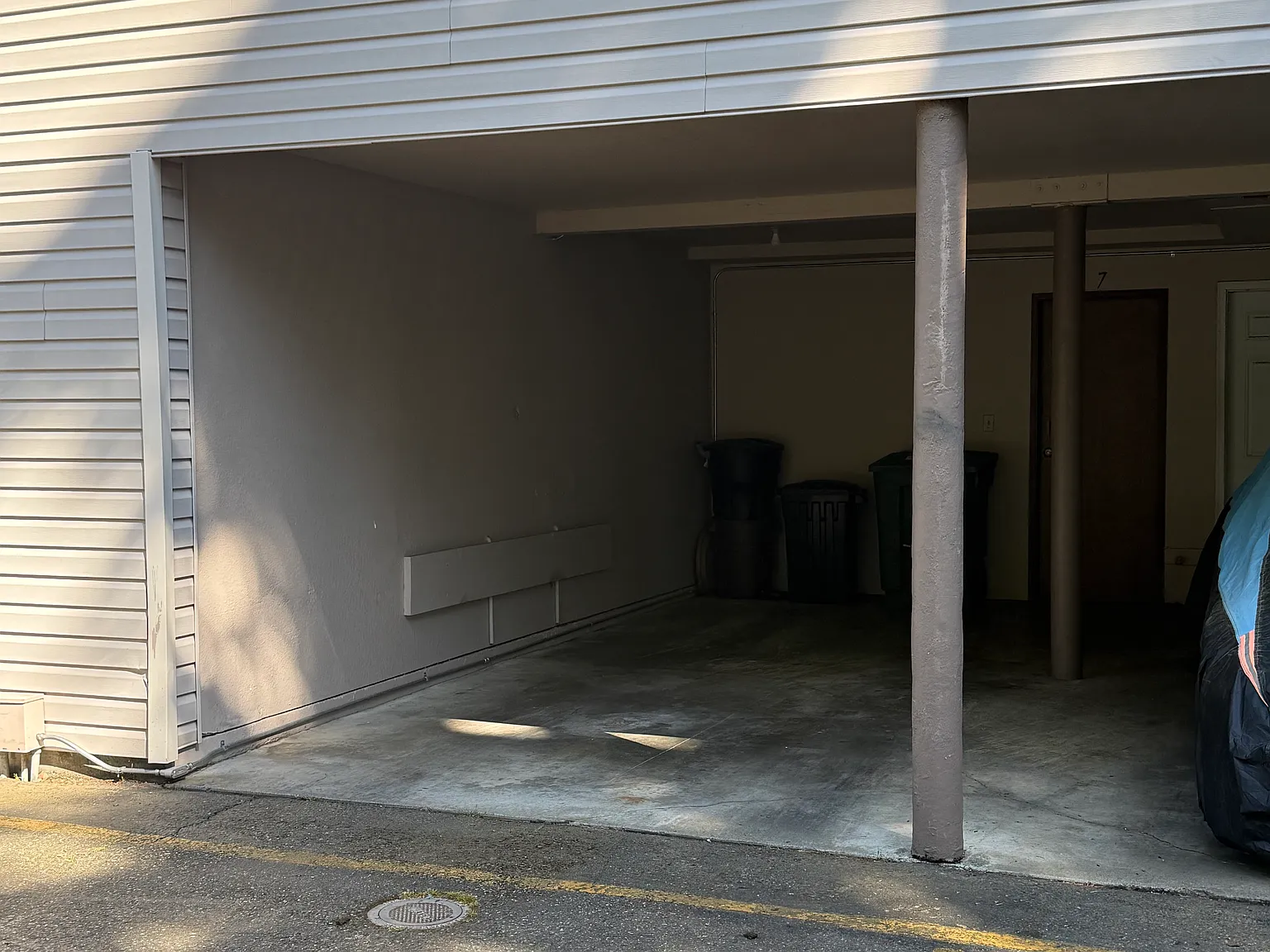 2 bed, 884 sqft, $2,100 — Photo 4