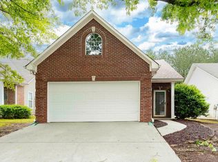 1656 Deer Valley Rd, Hoover, AL 35226