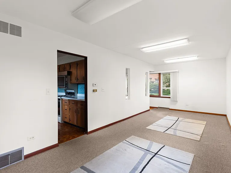 123 Ogden Ave — Photo 31