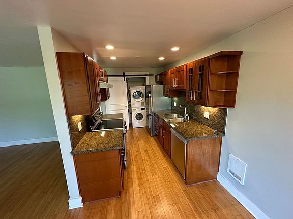 2nd image of 49 W Etruria St APT 201