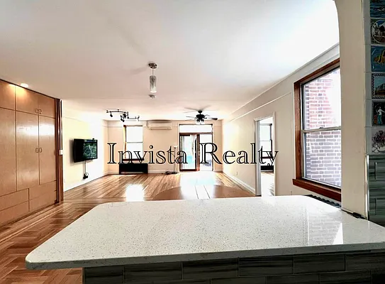 Rented by Asimina Perikleous, LREB | media 16