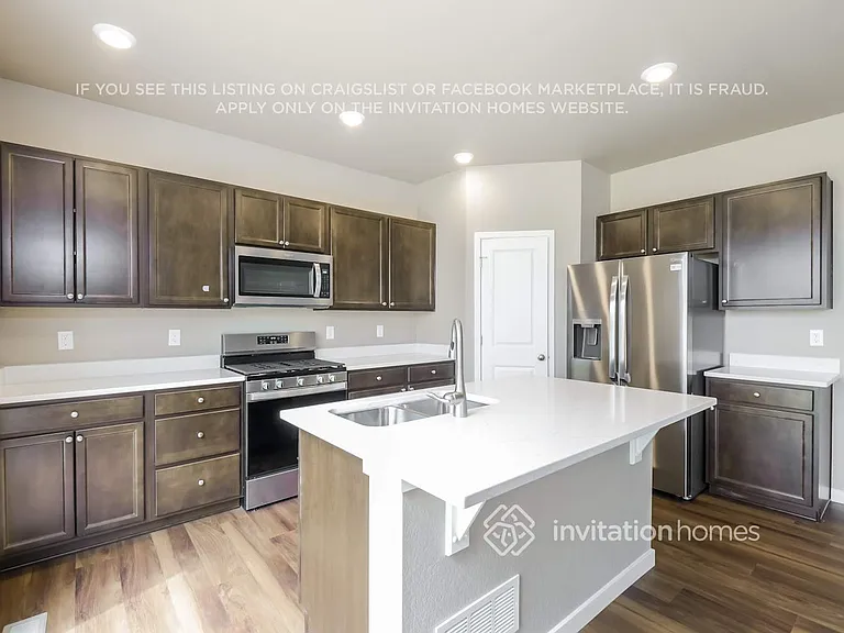 422 Elbert St — Photo 7