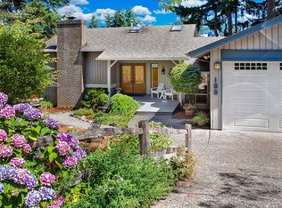 150 Aires Pl NW, Issaquah, WA 98027