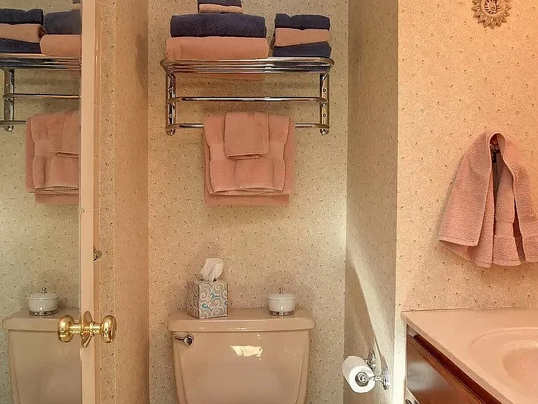 3124 Barnard Ct — Photo 14