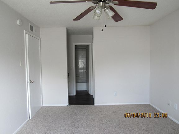 5th image of 1005 Mill Lake Dr APT 227