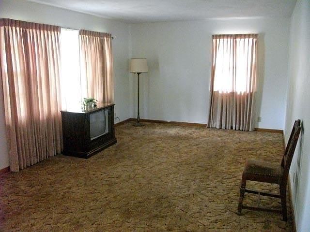2nd image of 1326 S Demeter Dr