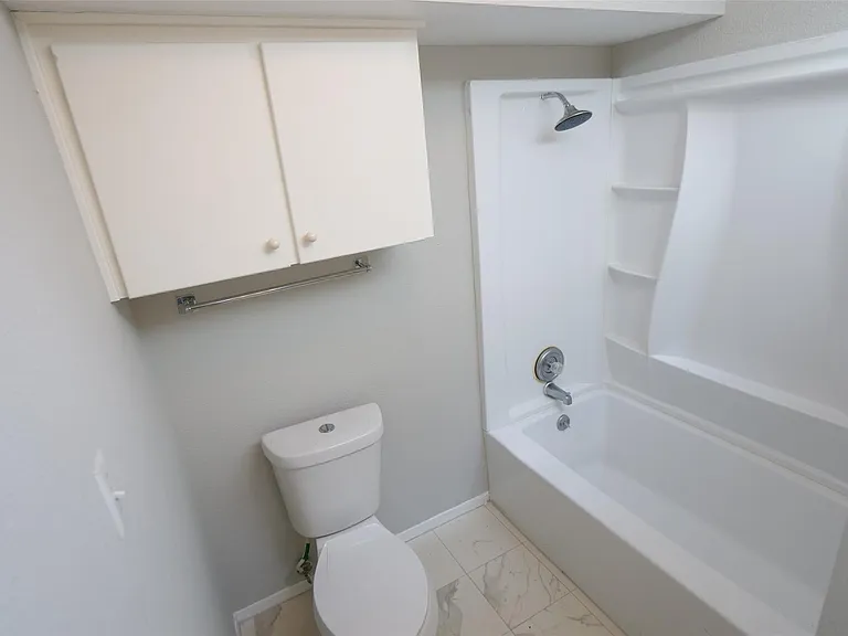 9526 Val Verde St — Photo 25