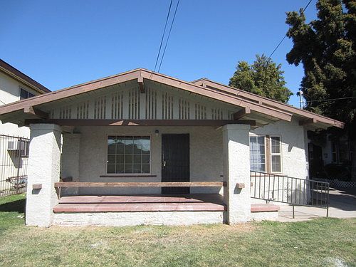 1st image of 805 W 97th St