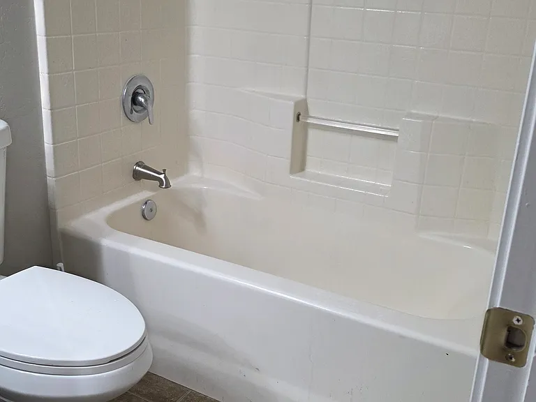 2376 W Silver Creek Ln — Photo 12