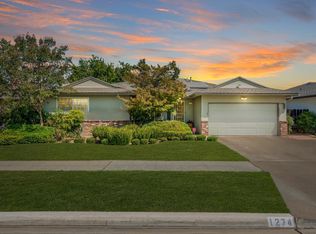 1274 E Escalon Ave, Fresno, CA 93710