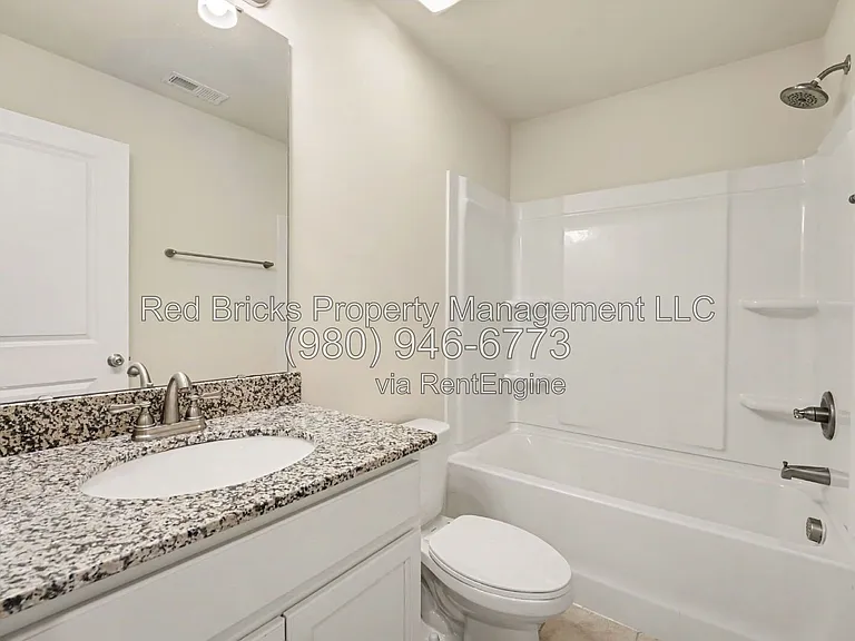 3912 Townes Blvd — Photo 12