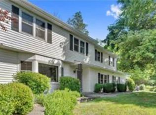 28 Highview Rd, Ossining, NY 10562