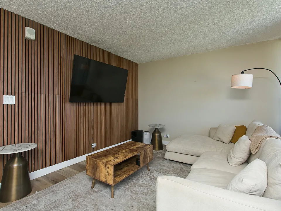 757 Kinalau Pl #704