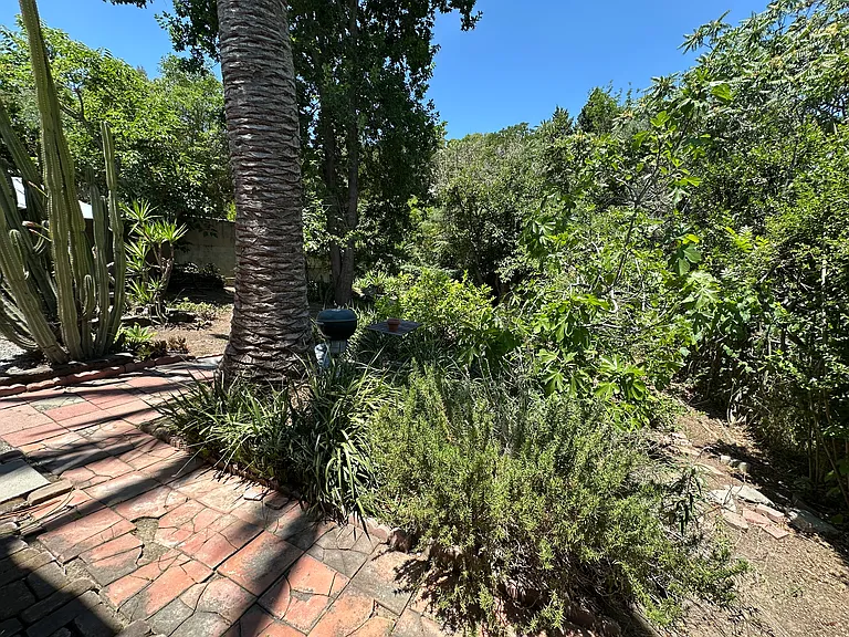 4933 Aldama St — Photo 20