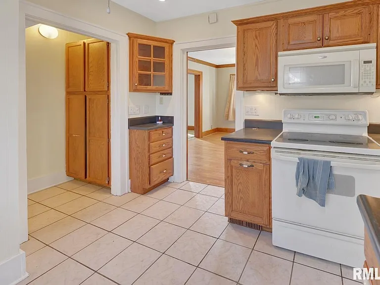 2601 W Kenwood Ave — Photo 10