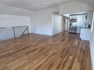 119 Rochelle St #2, Bronx, NY 10464