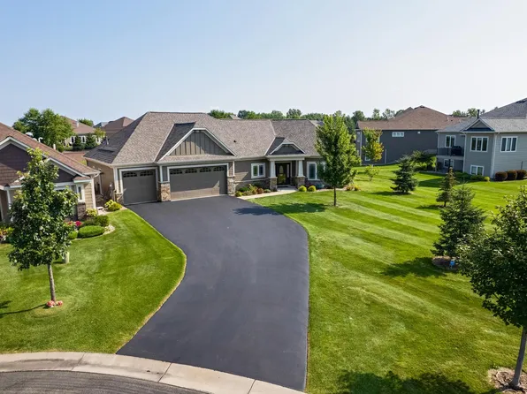 8824 Lower 8th Pl, Lake Elmo, MN 55042