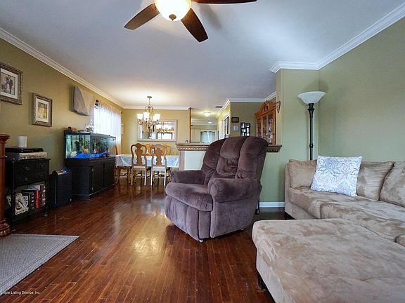 5th image of 519 Naughton Ave