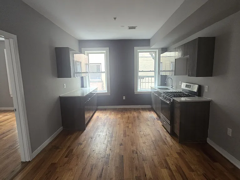 863 18th Ave #G301 — Photo 7