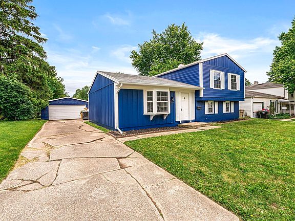 3rd image of 1456 Oakdale Dr
