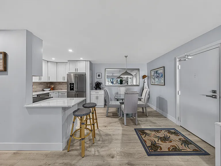 6429 Bay Club Dr #3 — Photo 21