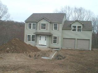 25 Stephen St, Derby, CT 05418