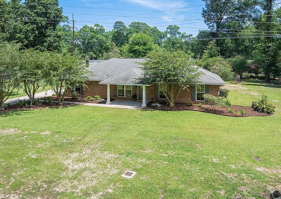 1st image of 5428 Goodland Dr