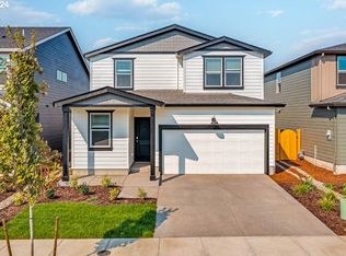 139 Lost Lake St NE, Salem, OR 97301