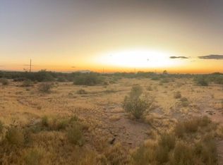 8948 W Snyder Hill Rd, Tucson, AZ 85735