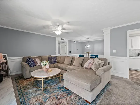 907 Riverview Dr SE, Marietta, GA 30067