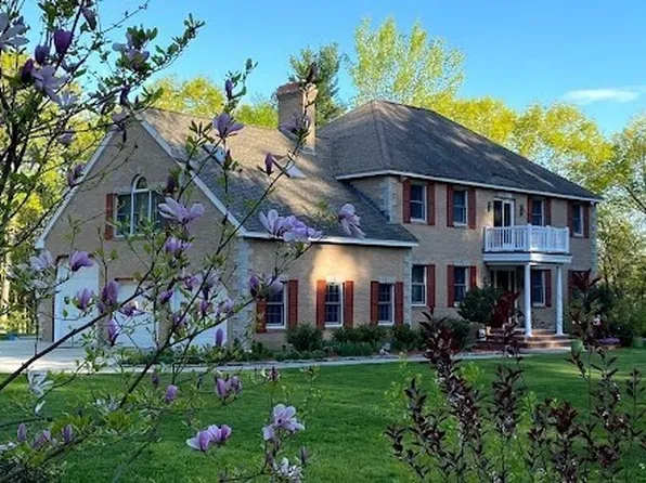 17 Wyndcliff Dr, Acton, MA 01720